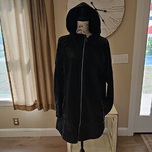 Eddie Bauer Women's Black Rain Jacket